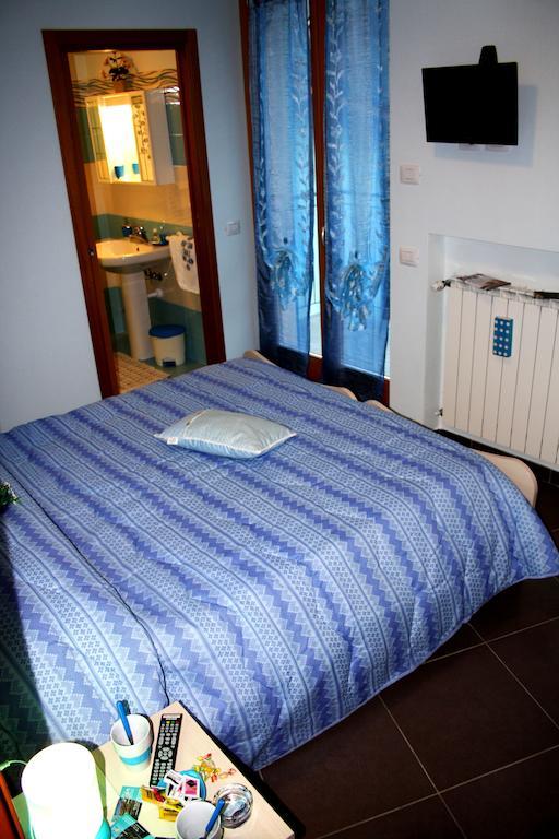 B&B Notte E Di Monasterolo del Castello Rum bild